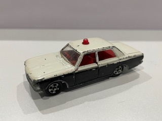 トミカ No.3（4）トヨタ クラウンパトカー 警視庁 1Aホイール ジャンク品の画像1