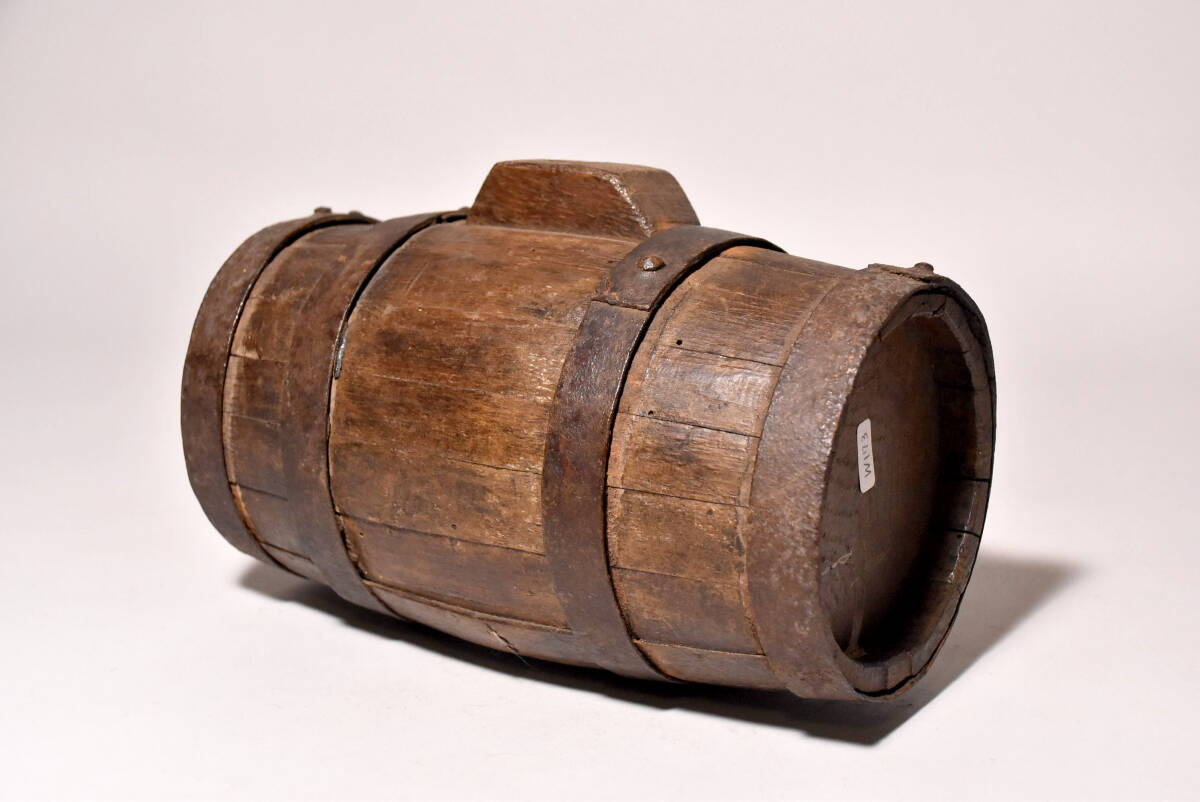 [ chestnut .] small wooden .(. rice field collection list place . goods | England *18 century )