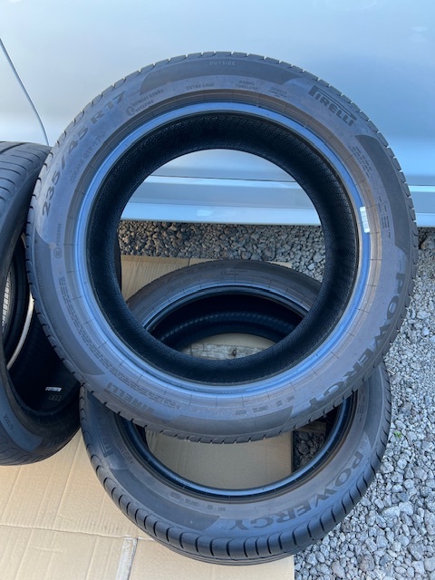 中古タイヤ４本セット　PIRELLI 235/45/17 2022年製(ほぼ新品のタイヤ 中古タイヤ４本セット　235/45/17 2022年製(ほぼ新品のタイヤ_画像7