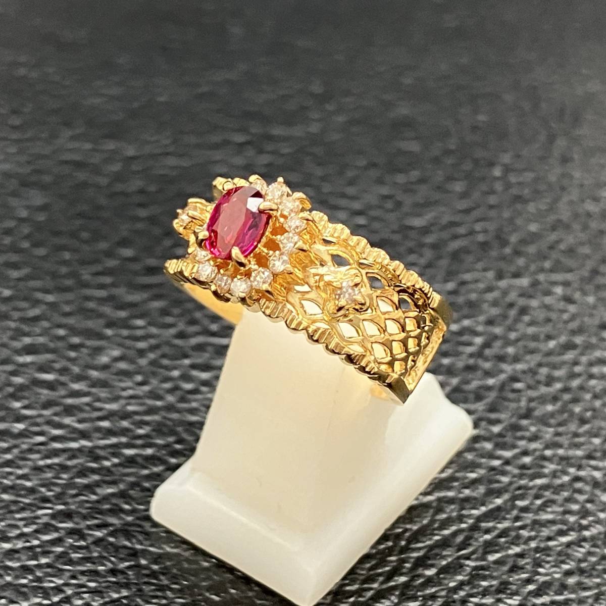 新品仕上済み 鑑別カード付 天然 ルビー 0.35ct ダイヤ 0.18ct デザイン リング K18 7.5号 5.3g 金 イエロー ゴールド 指輪_画像3