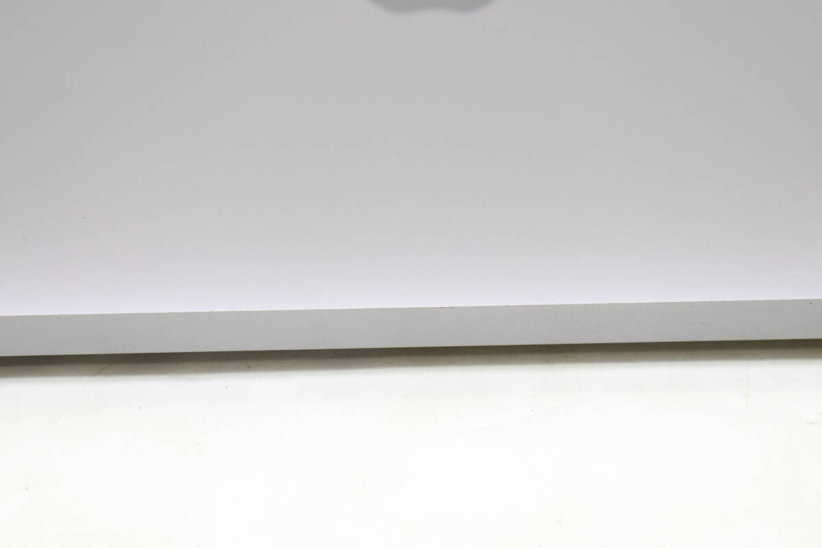 51MA☆Apple MacBook Air M1 2020 A2337 充放電回数68 メモリ8GB 最大容量99% SSD256GB 中古 アップル マックブック_画像10