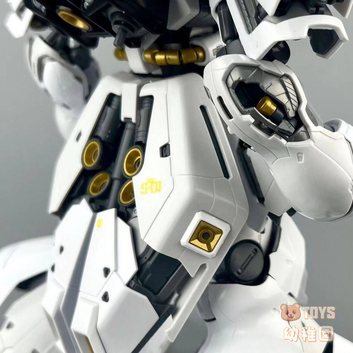 【DABAN MODEL】1/100 MG サザビー Ver.Ka ホワイトVer. 水転写デカール付き 6631W プラモデル 未組立 新品_画像7