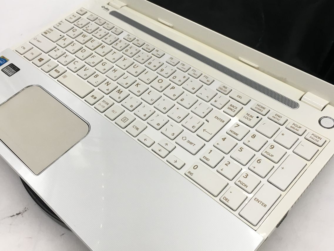 TOSHIBA/ノート/SSHD 1000GB/第4世代Core i7/メモリ8GB/WEBカメラ有/OS無-240425000945565_キーボード接写１