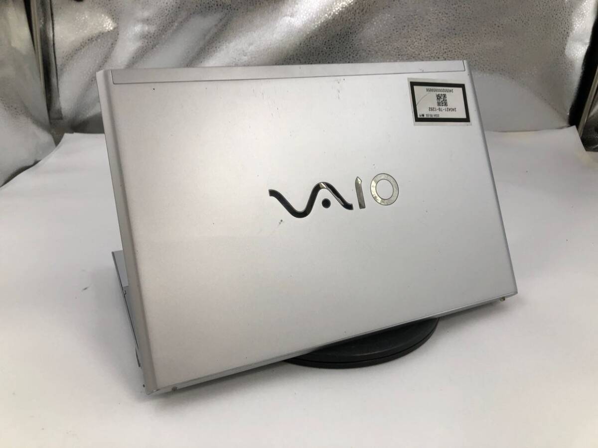 VAIO/ノート/SSD 256GB/第5世代Core i5/メモリ4GB/4GB/WEBカメラ有/OS無/Intel Corporation HD Graphics 5500 32MB-240502000959856_天板　M