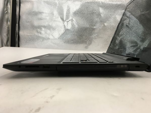 LENOVO/ノート/HDD 500GB/第5世代Core i5/メモリ8GB/WEBカメラ有/OS無/Intel Corporation HD Graphics 5500 32MB-240430000954527_側面（右）M