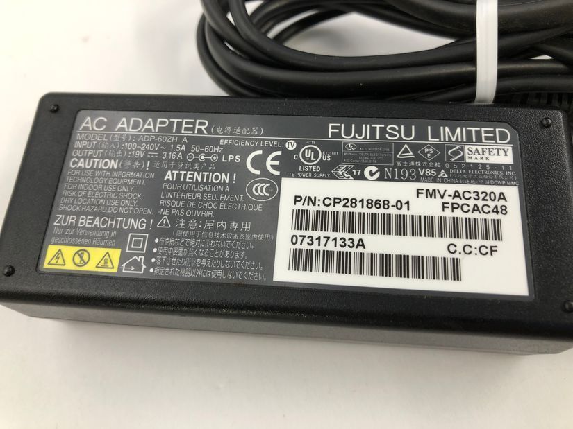 FUJITSU/ノート/HDD 750GB/第4世代Core i7/メモリ4GB/4GB/WEBカメラ有/OS無-240418000930765_付属品 1