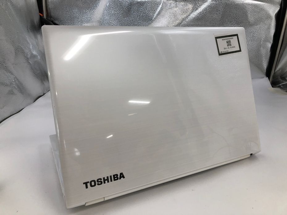 TOSHIBA/ノート/HDD 1000GB/第6世代Core i3/メモリ8GB/WEBカメラ有/OS無-240430000954608_天板　M