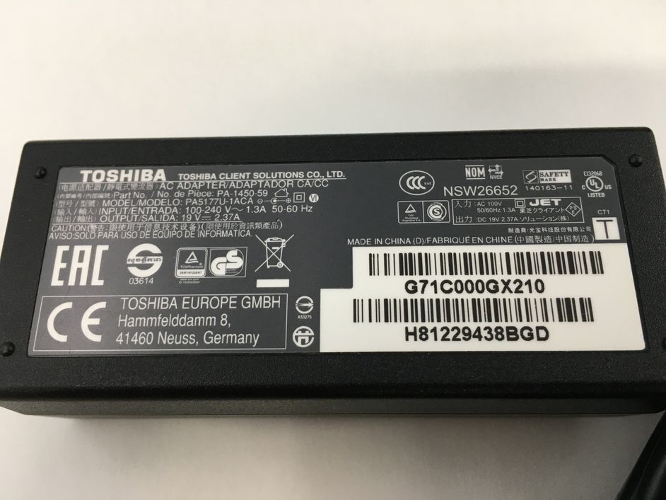 TOSHIBA/ノート/SSD 256GB/第8世代Core i3/メモリ8GB/WEBカメラ有/OS無/Intel Corporation UHD Graphics 620 32MB-240416000924851_付属品 1