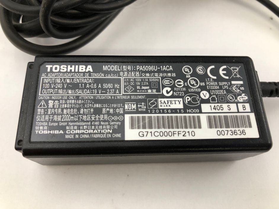 TOSHIBA/ノート/第7世代Core i7/メモリ8GB/WEBカメラ有/OS無/Intel Corporation HD Graphics 620 32MB/ドライブDVD-R-240115000735961_付属品 1
