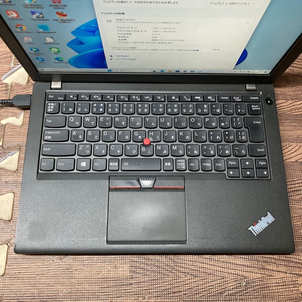 MY5T-58 激安 OS Windows11Pro試作 ノートPC Lenovo ThinkPad X260 Core i3 6100U メモリ4GB HDD320GB Bluetooth 現状品_テカリ、キーボードライトあり