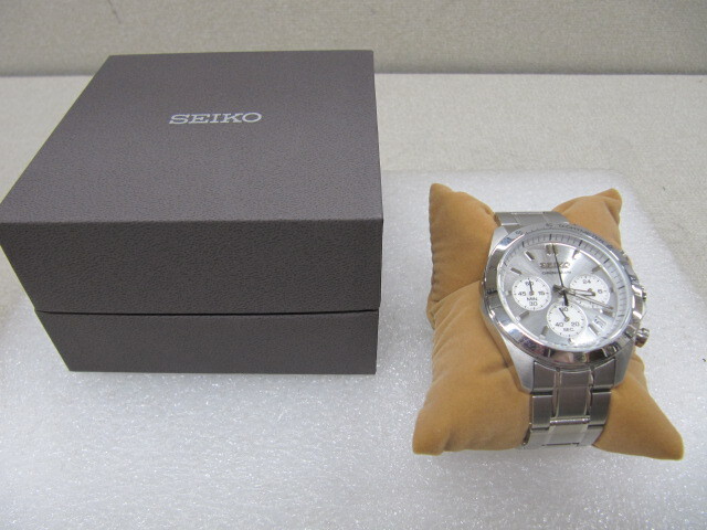 ほぼ新品！SEIKO 腕時計 クロノグラフ 8T63-00D0 SBTR029 クォーツ アナログ表示 ビジネス シルバー_画像2