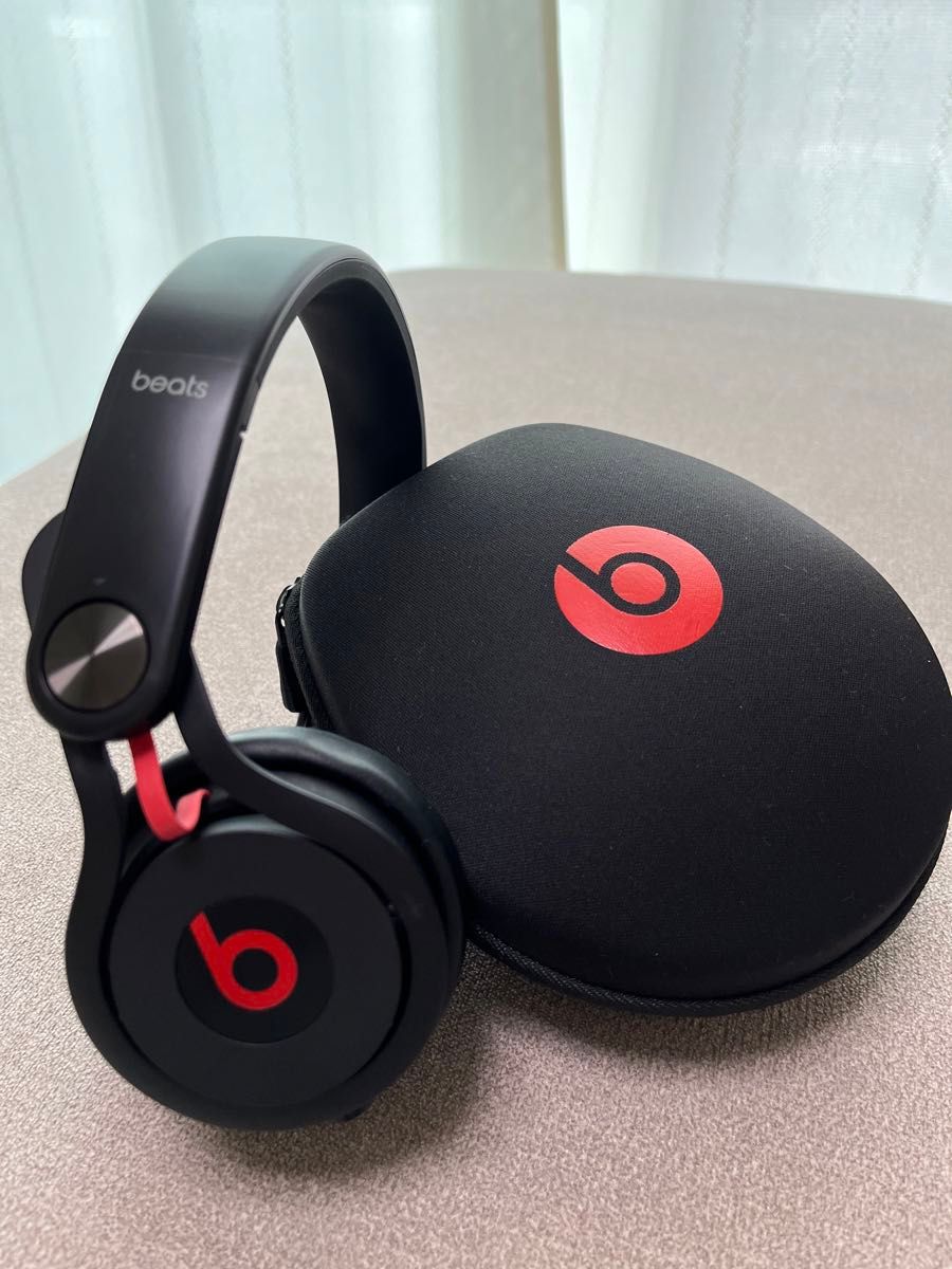 beats ヘッドホン