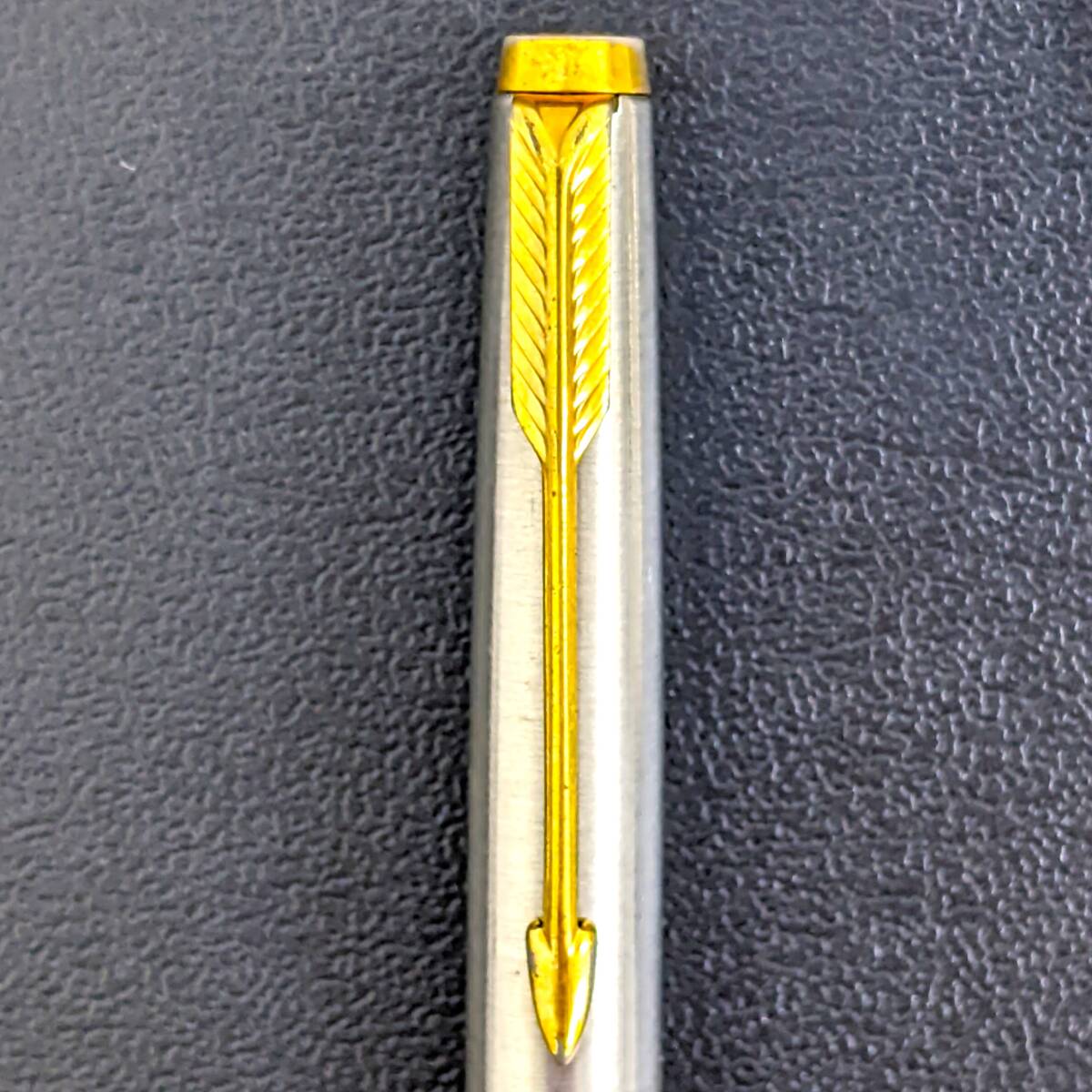 【5368】PARKER パーカー ボールペン ノック式 筆記用具 シルバーカラー ゴールドカラー イギリス ブランド ビジネス クラシック_画像5