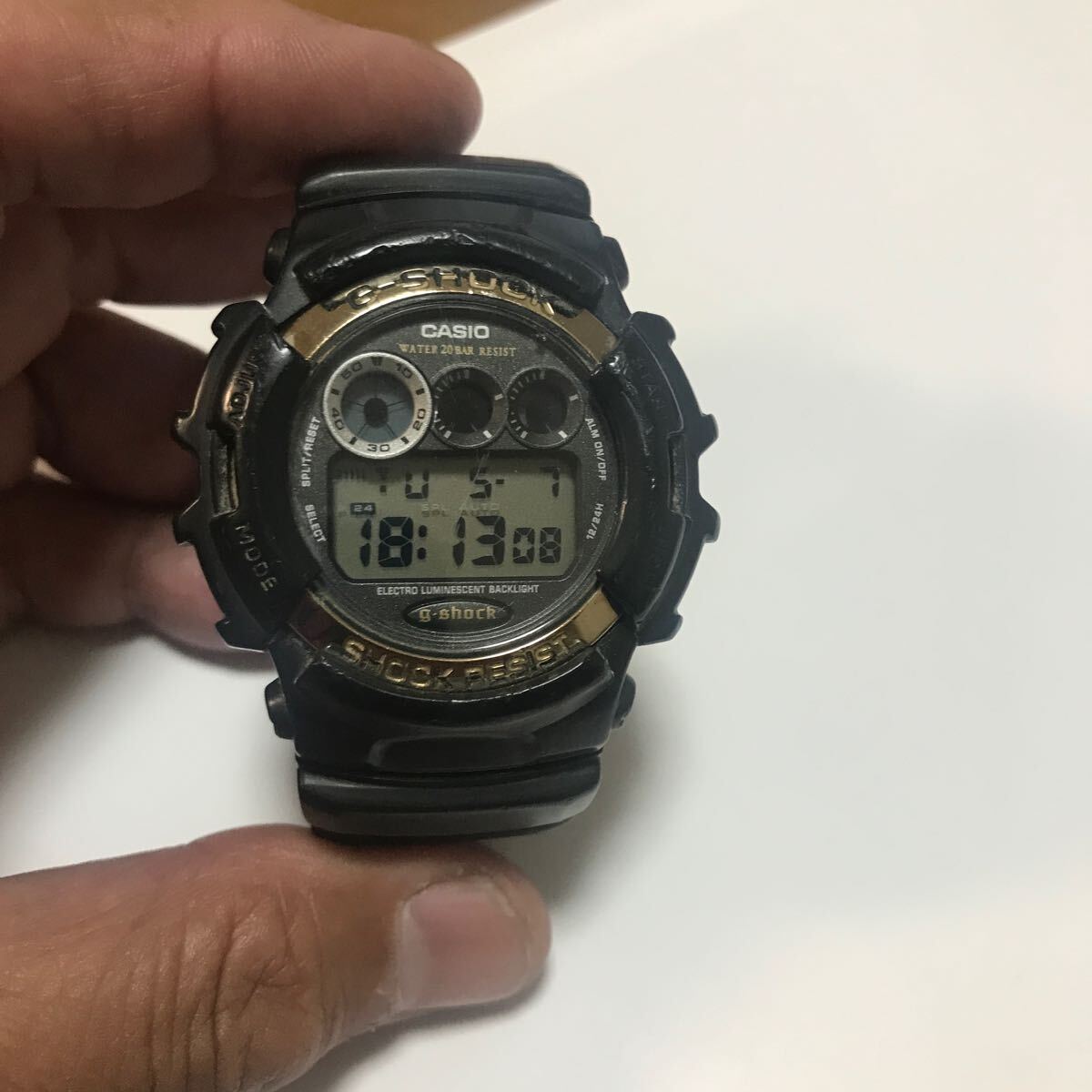 CASIO G-SHOCK G-2700 限定品？　日本製　傷だらけ　動作品　ジャンク扱い_画像1