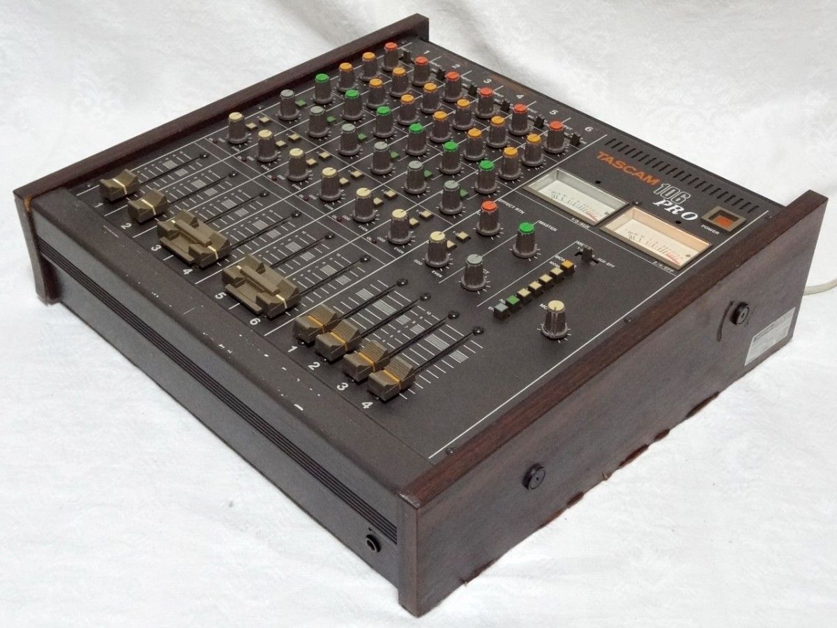 ◆TASCAM M-106 ★アナログミキサー MIXER