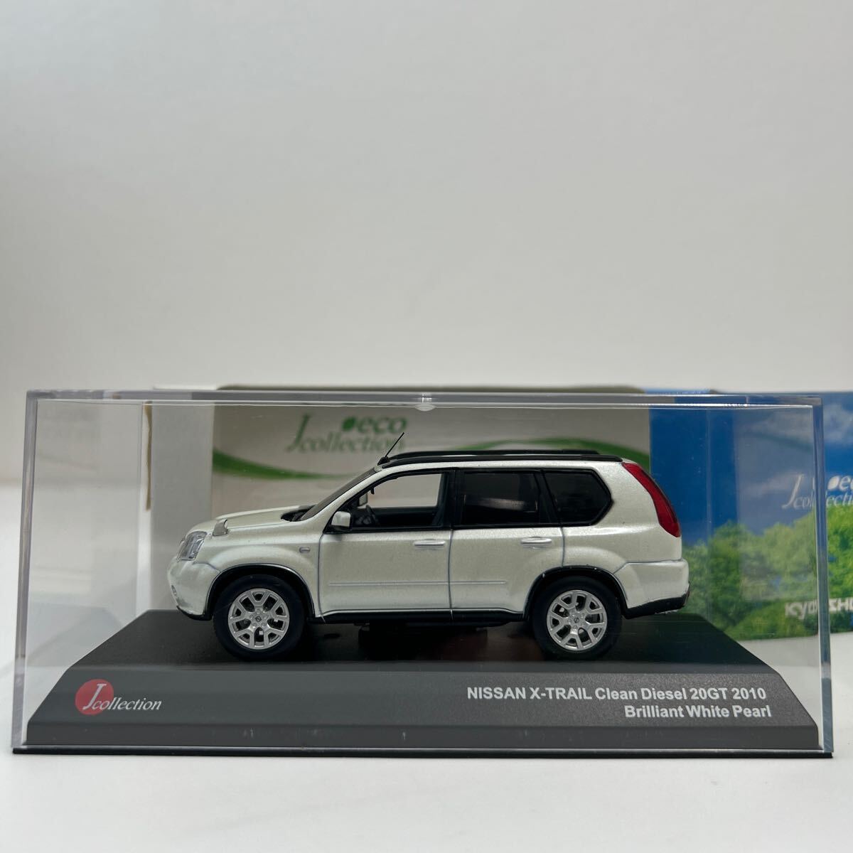 KYOSHO 1/43 NISSAN X-TRAIL Clean Diesel 20GT 2010 京商 Jコレクション 日産 エクストレイル ディーゼル ホワイトパール T31 ミニカー_画像2