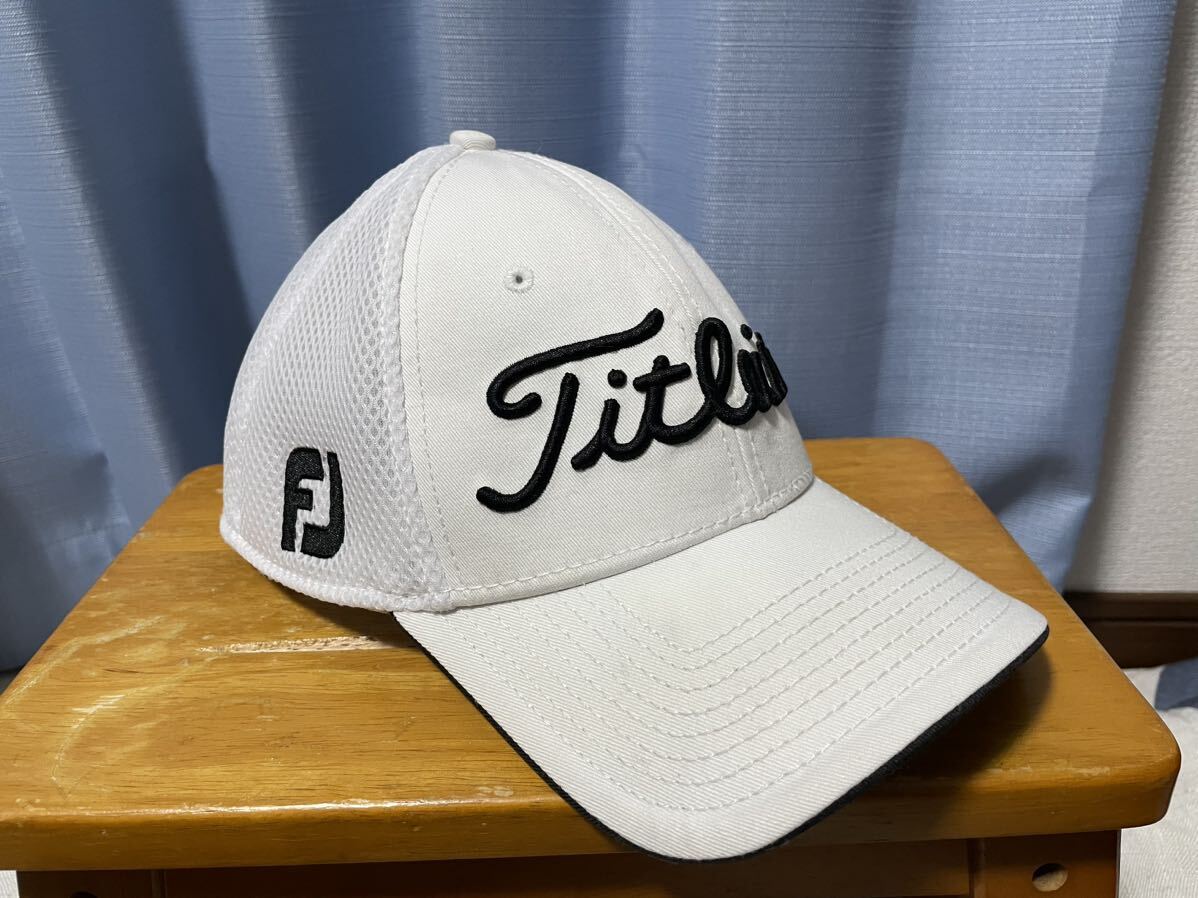 フリーサイズ Titleist タイトリスト FJ PRO V1 ゴルフ キャップ 帽子 メッシュ ニューエラ 白 ホワイト M-L_画像1