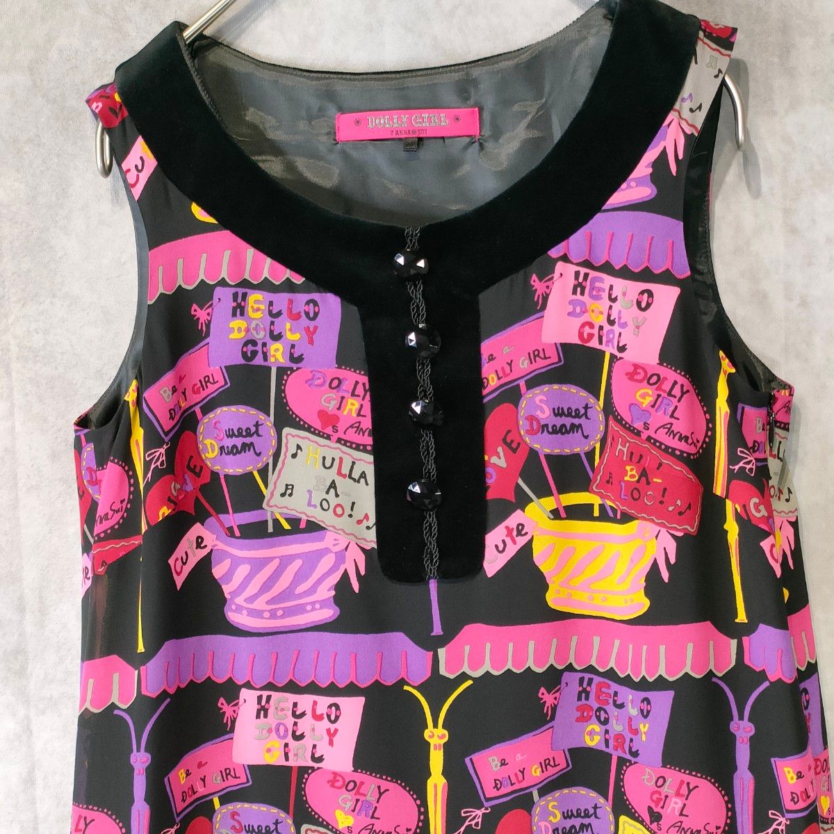 DOLLY GIRL By ANNA SUI】ワンピース ノースリーブ 総柄 DOLLY GIRL By ANNA SUI】ワンピース ノースリーブ 総柄