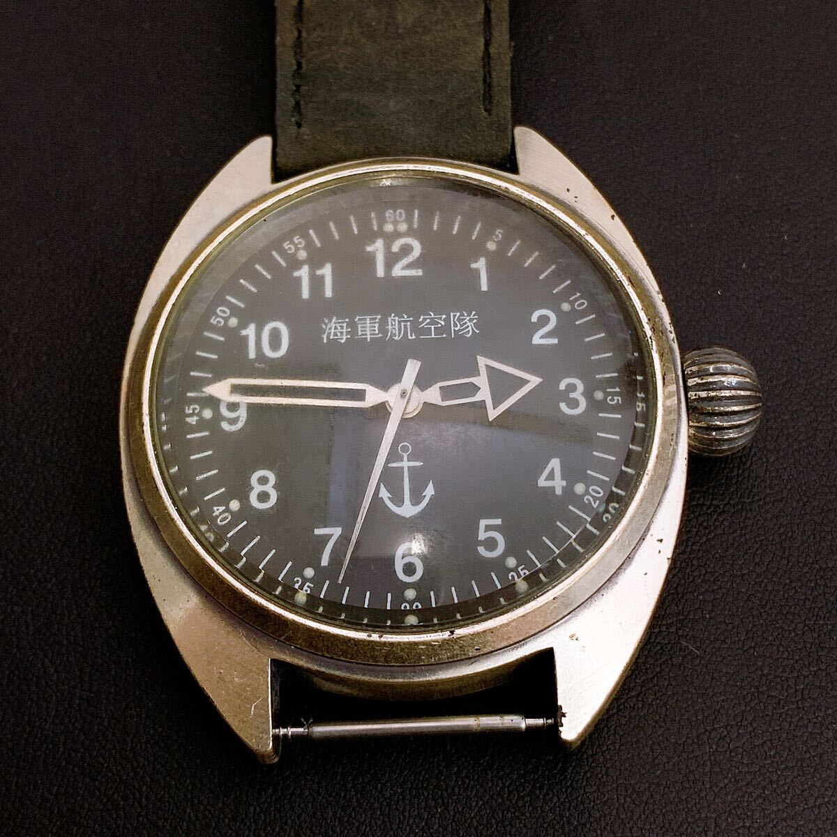 4SB196 海軍航空隊 ウォッチ 腕時計 シルバー×ブラック メンズ ファッション 中古 現状品動作未確認*ベルトジャンクの画像3