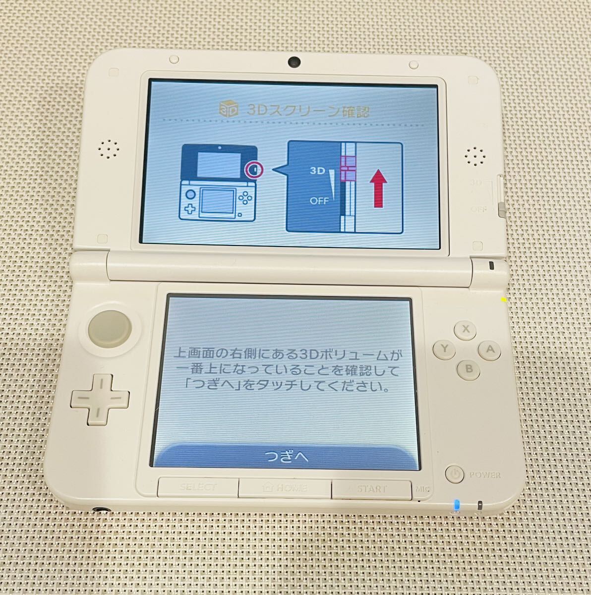 ニンテンドー3DSLL ピンクホワイト 本体動作品　送料無料　付属品付き　Nintendo 任天堂 