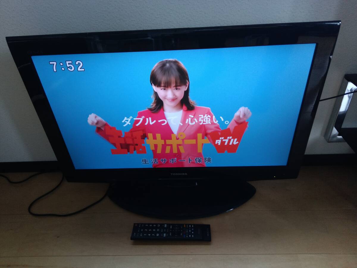 寿【送料無料】液晶テレビ　32型　東芝　2012年製_画像3