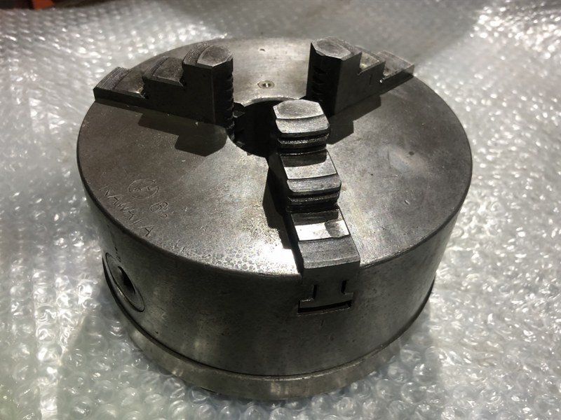 TE240001 KAWATA 3爪スクロールチャック φ165 ハンドル無し TE240001 KAWATA 3爪スクロールチャック φ165 ハンドル無し