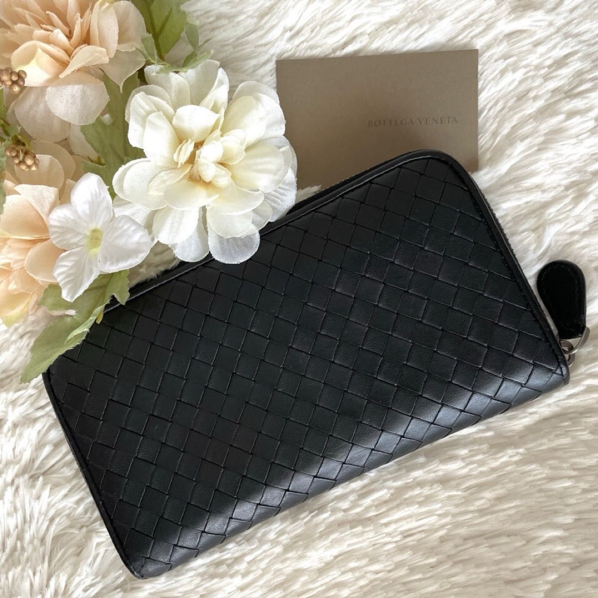 美品★BOTTEGA VENETA ボッテガヴェネタ イントレチャート 長財布 ラウンドウォレット ブラック レザー 編み込み