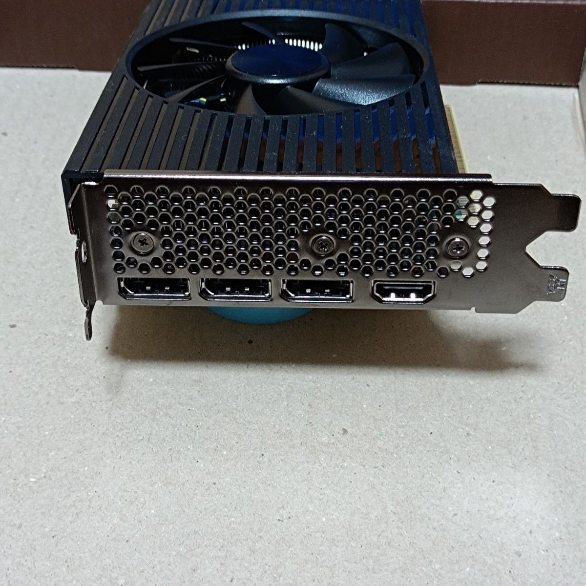 Geforce RTX 3050 OEM GDDR6 8GB DELL|Yahoo!フリマ(旧PayPay Geforce RTX 3050 OEM GDDR6 8GB DELL|Yahoo!フリマ(旧PayPay