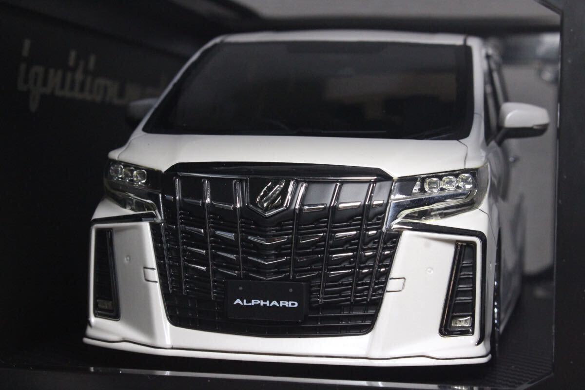 IG2428 1/18 Toyota Alphard H30W White トヨタ アルファード エグゼクティブラウンジ ホワイト イグニッションモデル Ignition model _画像1