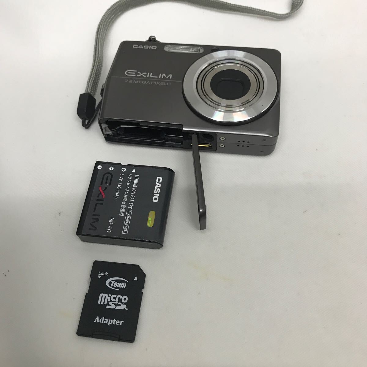 CASIO EXILIM EX-Z700 カシオ エクシリム デジタルカメラ デジカメ 通電確認済み 中古コンパクトデジタルカメラ _画像10