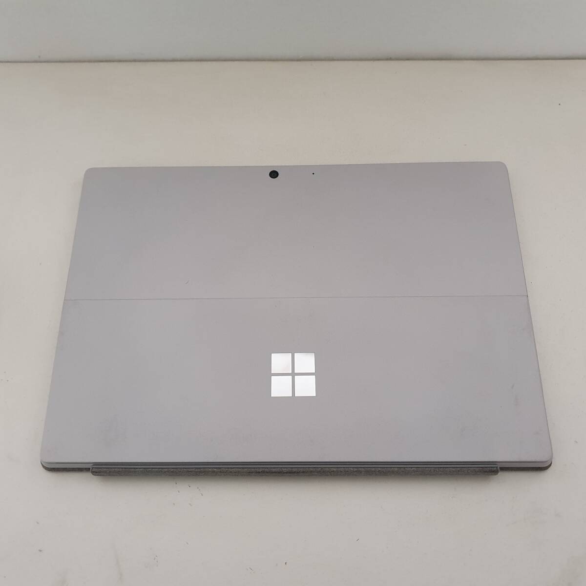 (852536) Surf .s/surface pro7+ / i5-1135G7 2.4Ghz /8GB/SSD 256GB/ Junk 