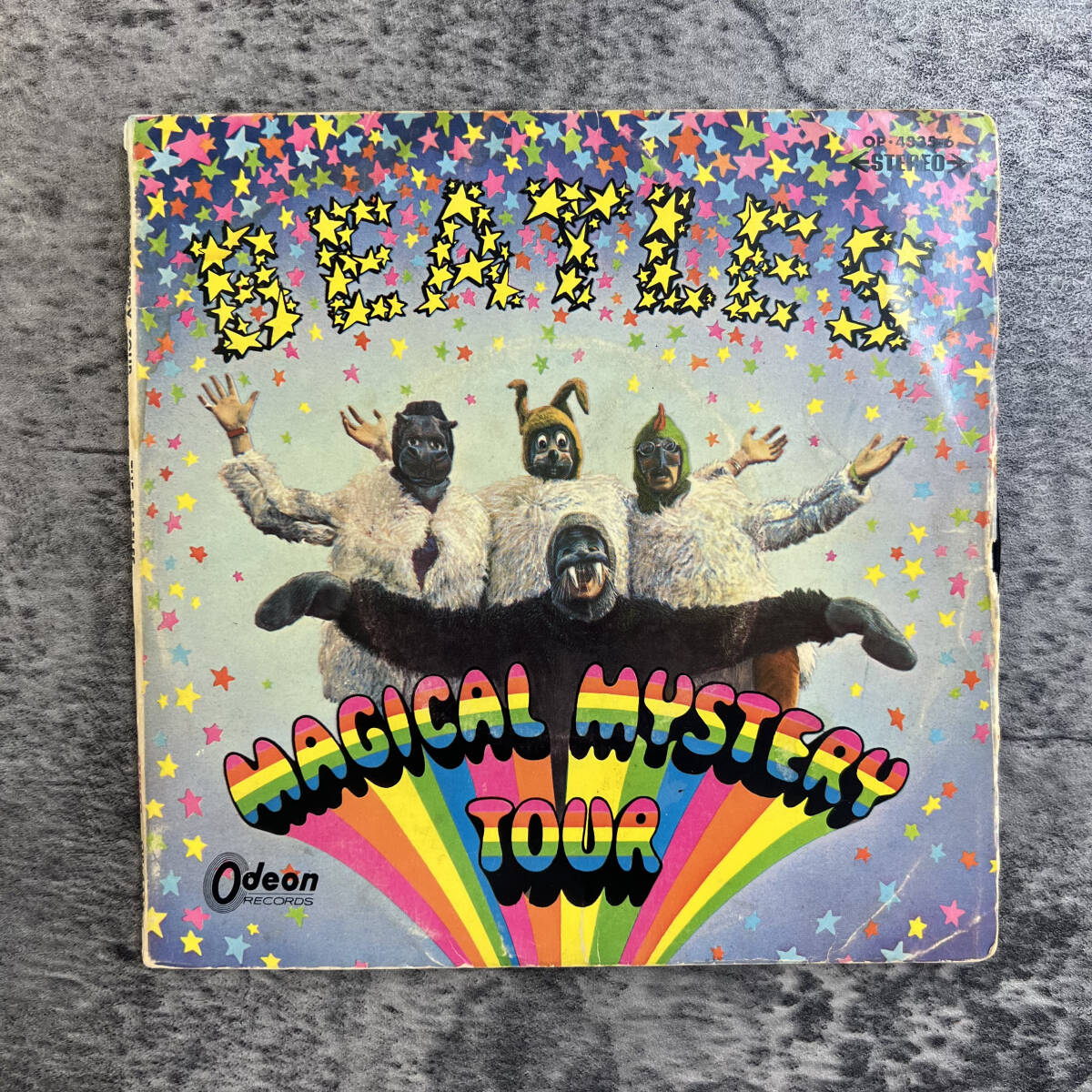 【レコード EP 2枚組】ビートルズ(THE BEATLES)『マジカル・ミステリー・ツアー』(Odeon RECORDS / OP-4335-6) 1967年 used レア_画像1