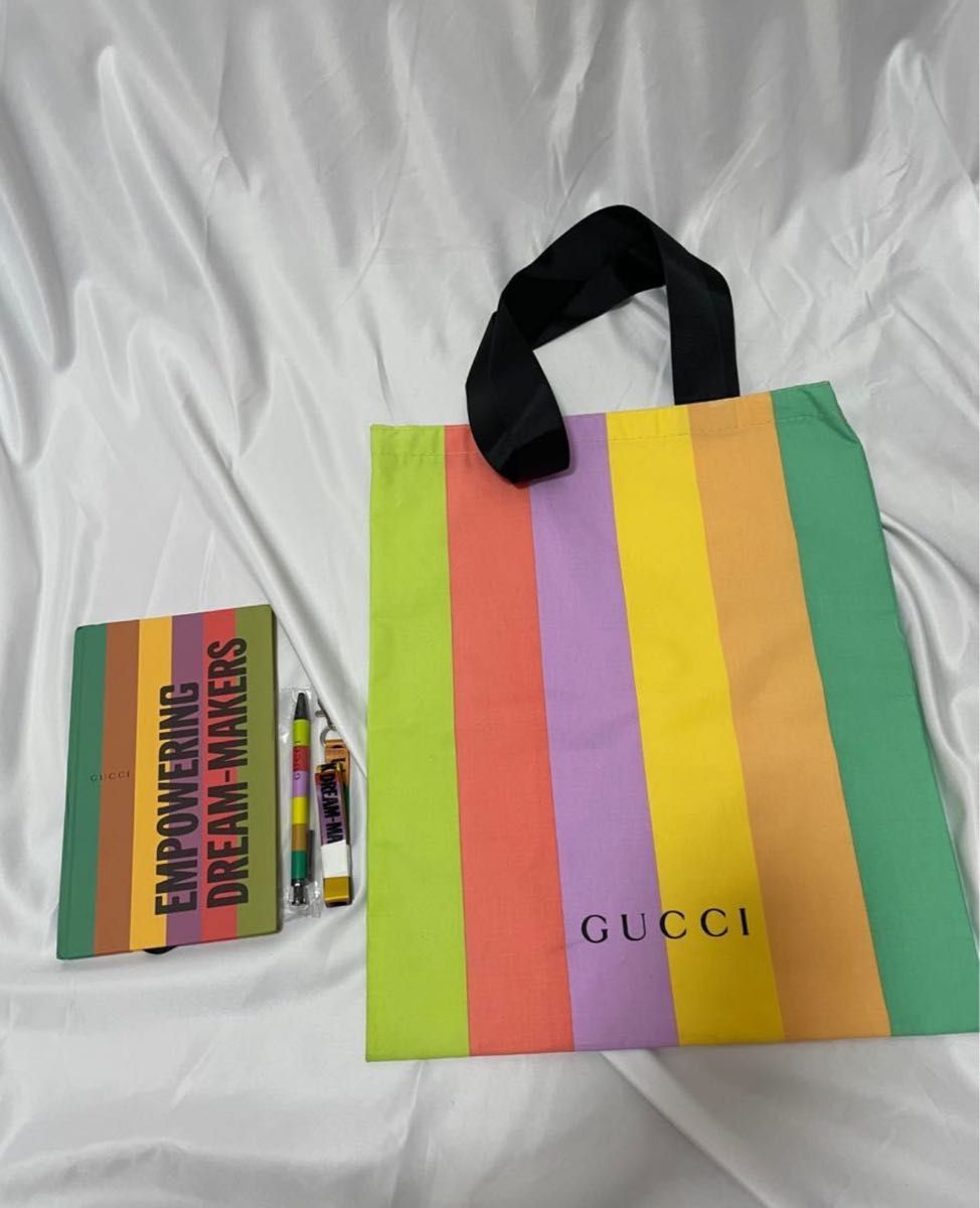 新品　GUCCI 2021年　ノベルティ　リクルートフェア　トートバッグ　ノート　ネックストラップ　ペン　セット　グッチ