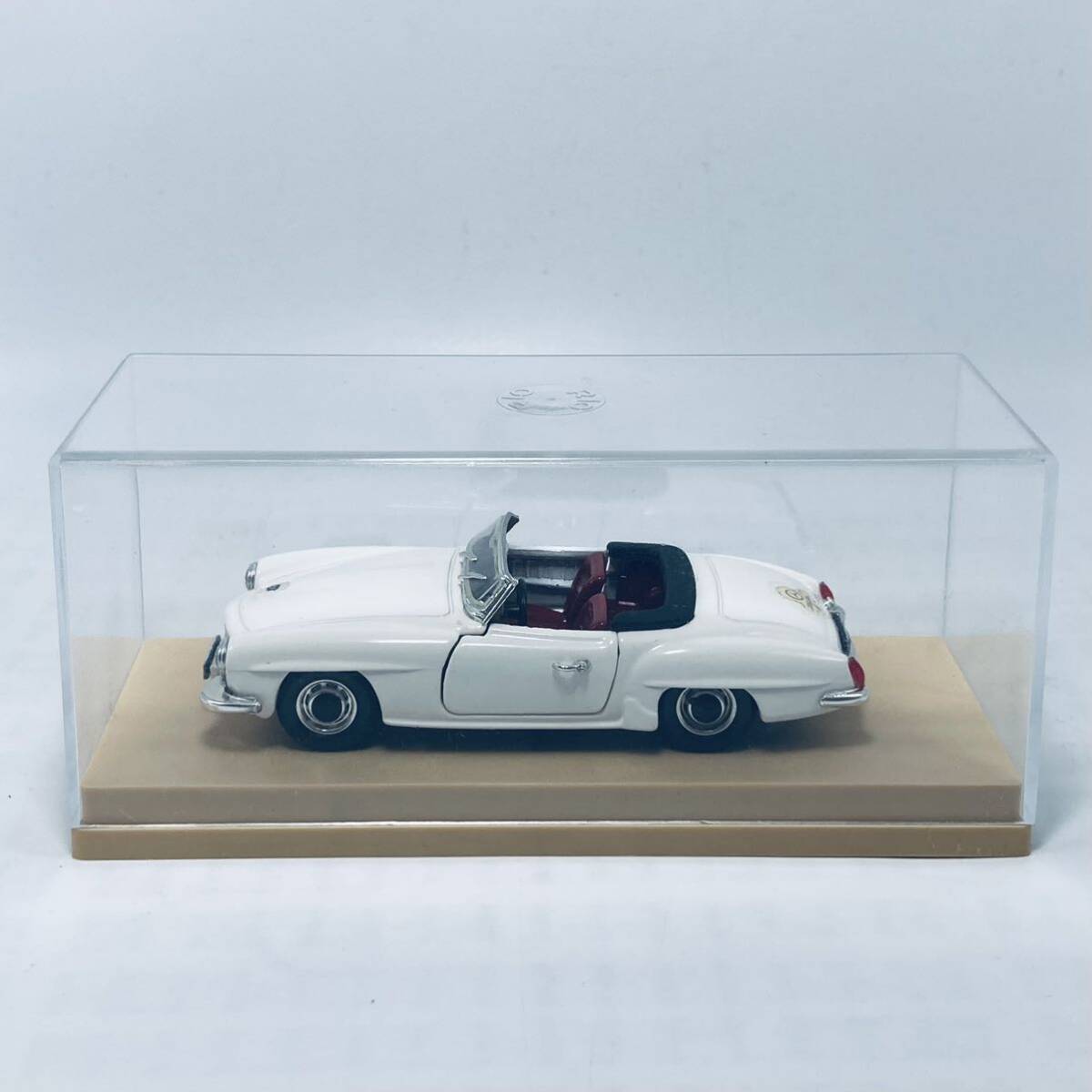 絶版品 ビンテージ物 RIO 1/43 Mercedes Benz 190SL Roadster W121 1955 Whiteの画像3