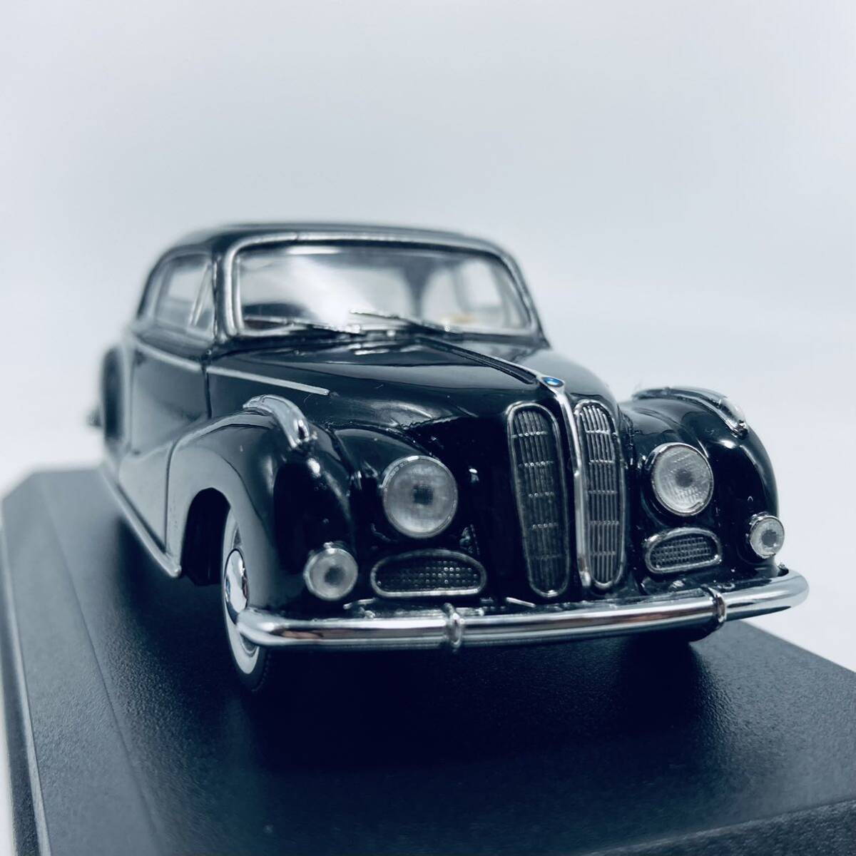  вне без коробки .C.D.C Detail Cars 1/43 BMW 502 Coupe BLACK