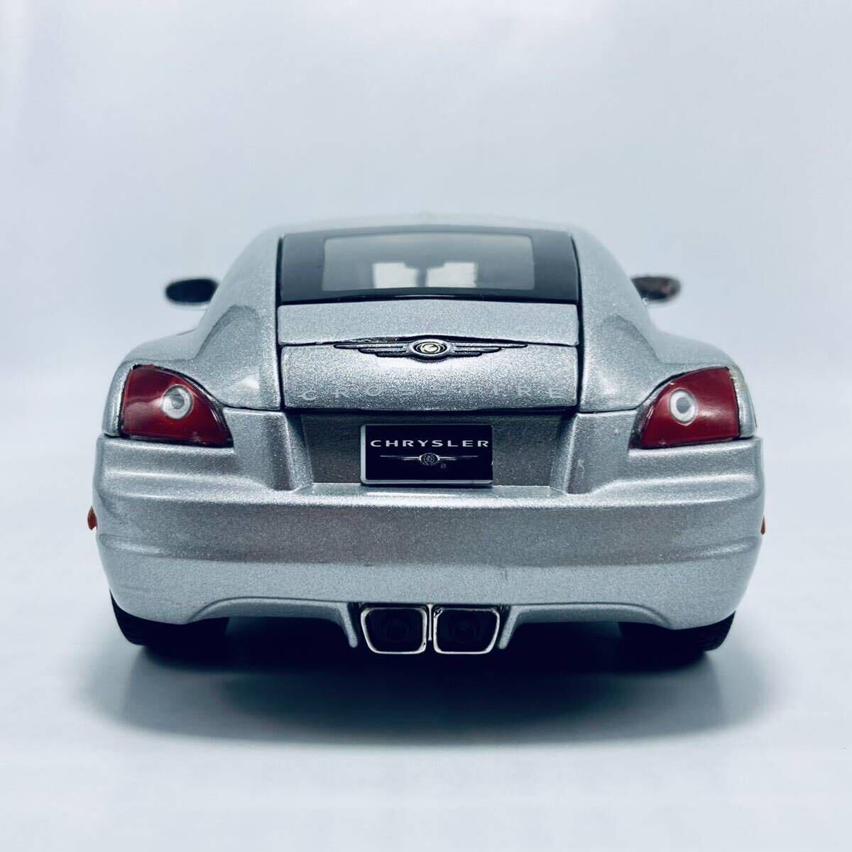  out of print goods rare model SOLIDO 1/18 CHRYSLER CROSSFIRE 2002 Chrysler Crossfire Silver