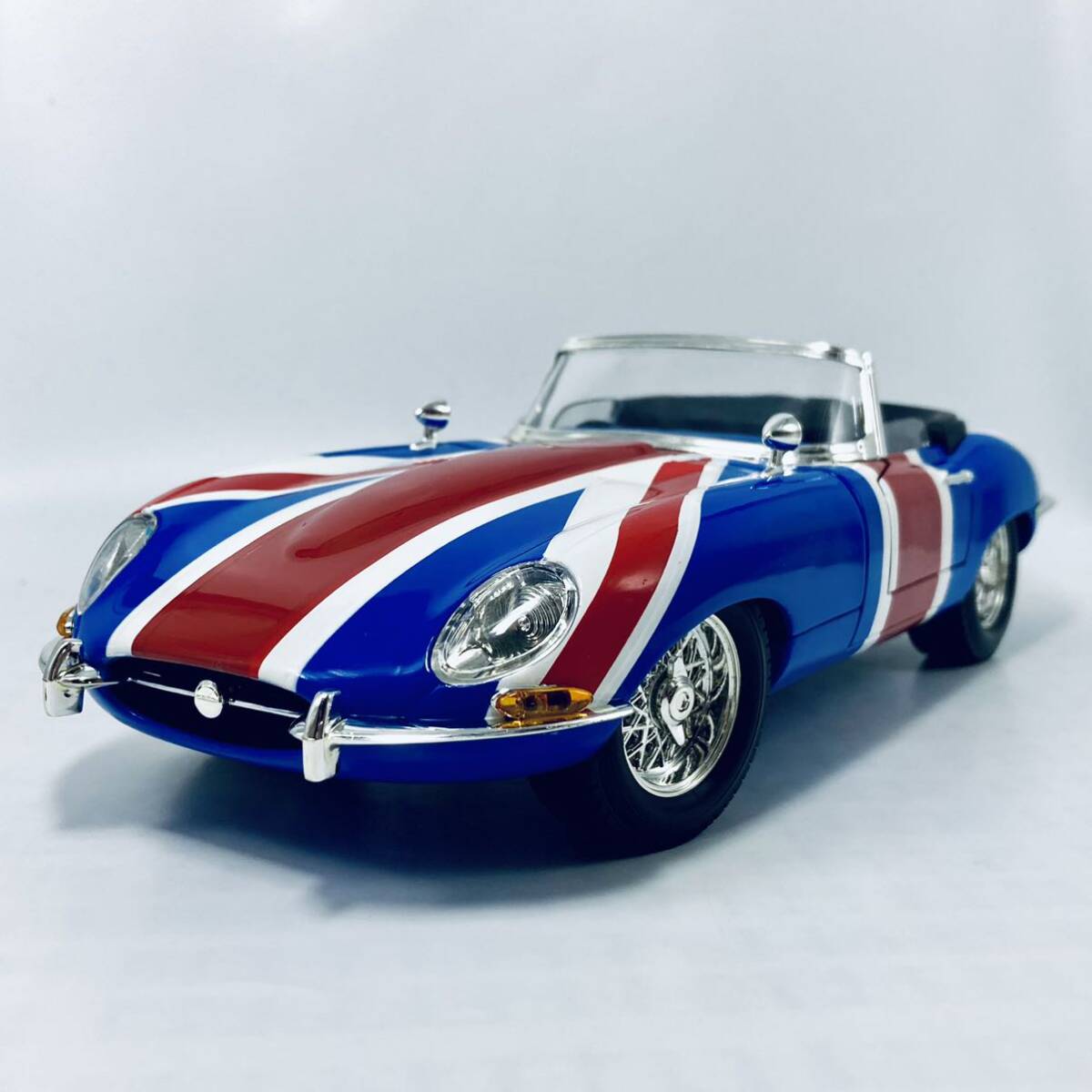 ERTL JOYRIDE 1/18 JAGUAR E-type MkI ROADSTAR AUSTIN POWERS SHAGUAR ジャガーEタイプ ロードスター オースティンパワーズの画像1