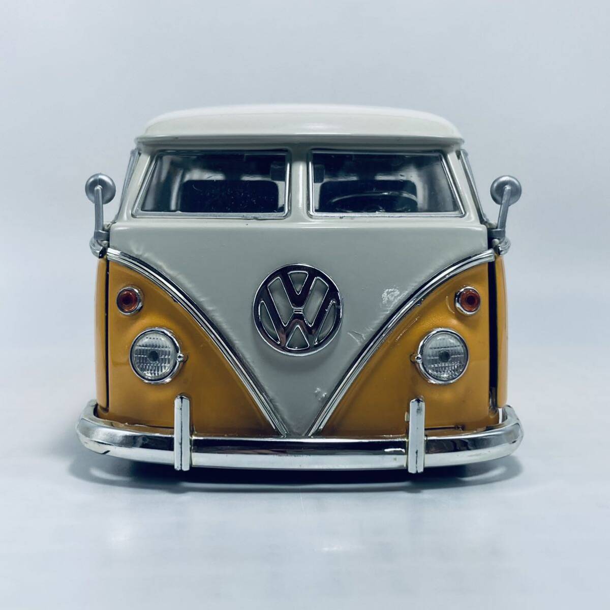 外箱無し 絶版品 希少モデル JADATOYS 1/24 1962 VOLKSWAGEN BUS T2 LOW-RIDER フォルクスワーゲン マイクロバス ローライダー_画像8