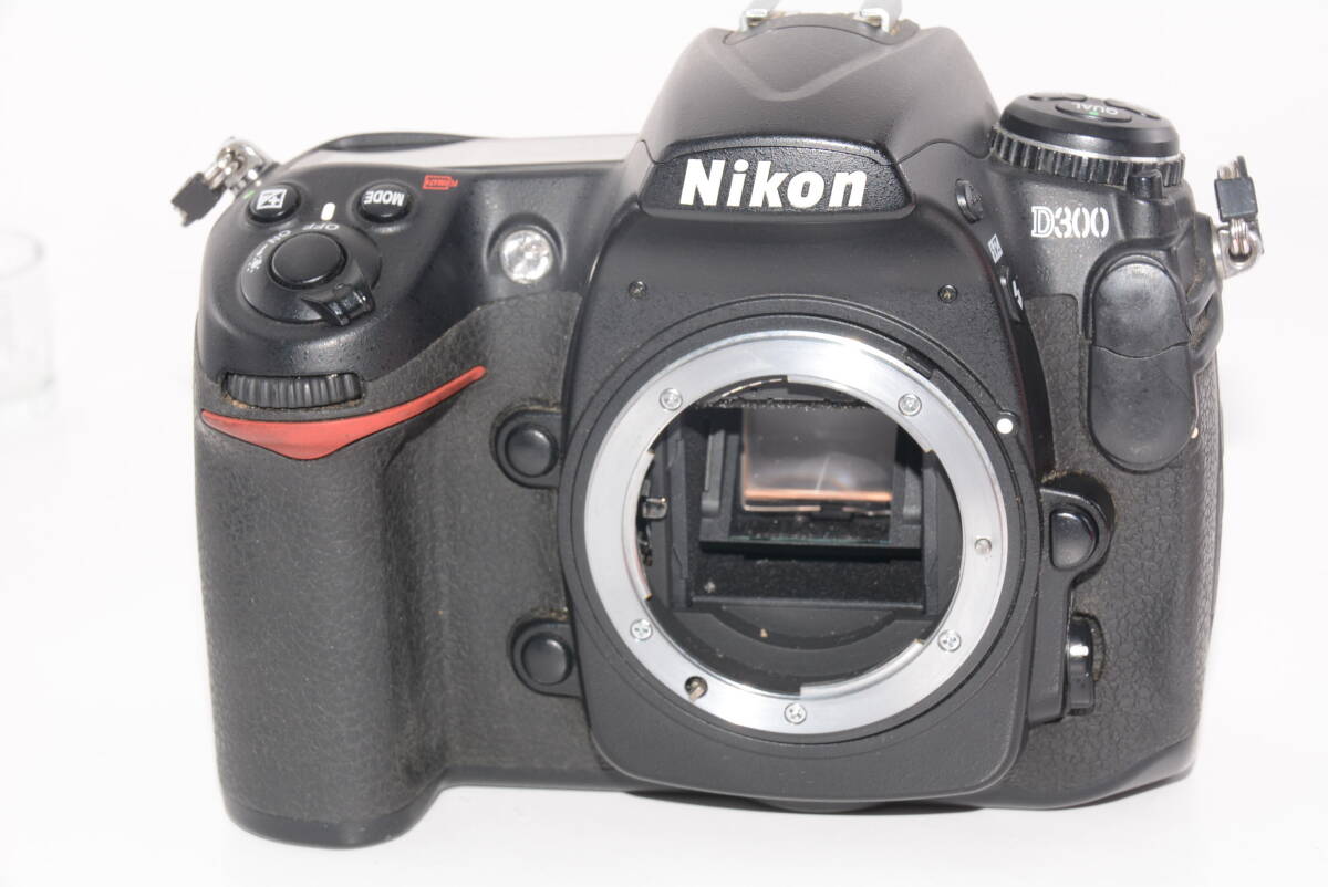 【外観特上級】Nikon デジタル一眼レフカメラ D300　#u1607_画像1