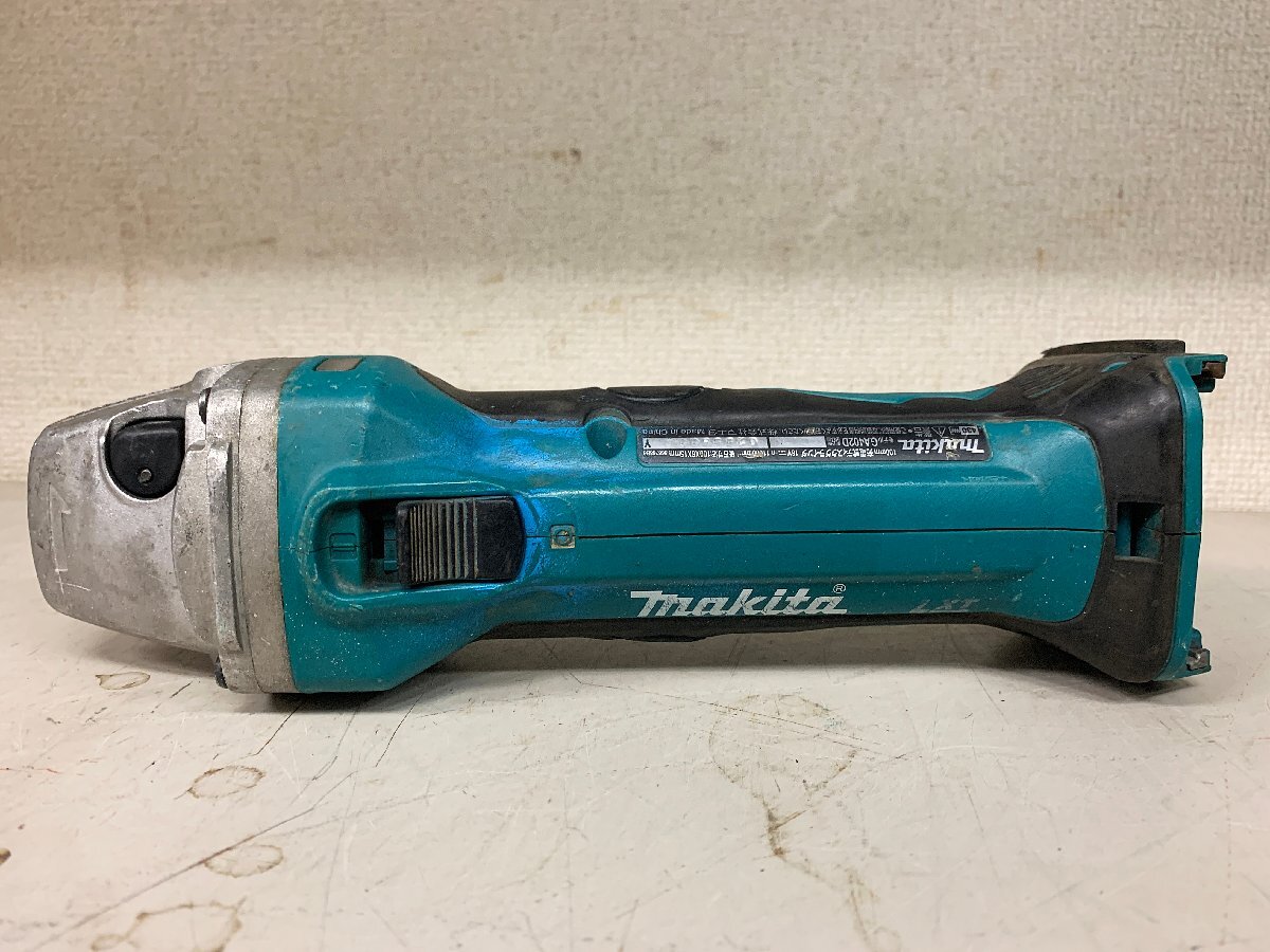 ★ジャンク★通電OK マキタ makita 100mm充電式ディスクグラインダ GA402D 本体のみ 18V 研磨/研削/切断/磨き 電動工具 グラインダー)倉b_画像5