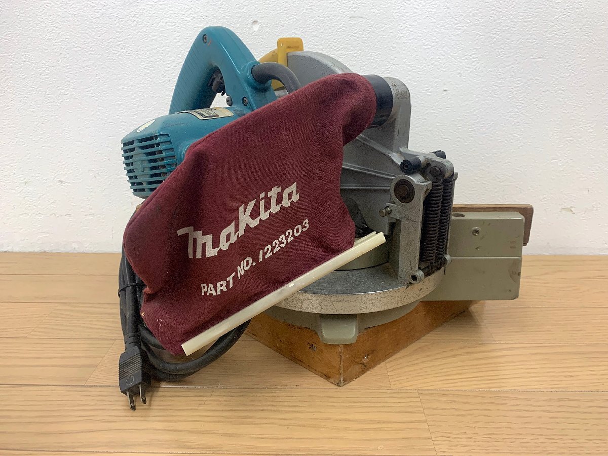 ★中古★マキタ makita 8型マルノコ LS0800 本体 チップソー付き 100V 50/60Hz 205mm 電動工具 木工機械 卓上丸ノコ)倉b_画像3