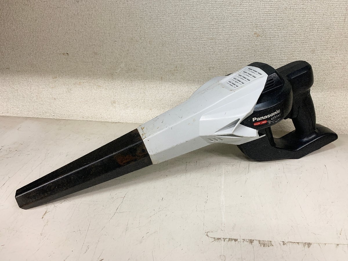 ★中古★Panasonic パナソニック 工事用充電ブロワ EZ37A1 本体のみ 14.4V/18V 送風 清掃 洗車 吹き飛ばし コードレス 電動工具)倉b_画像1