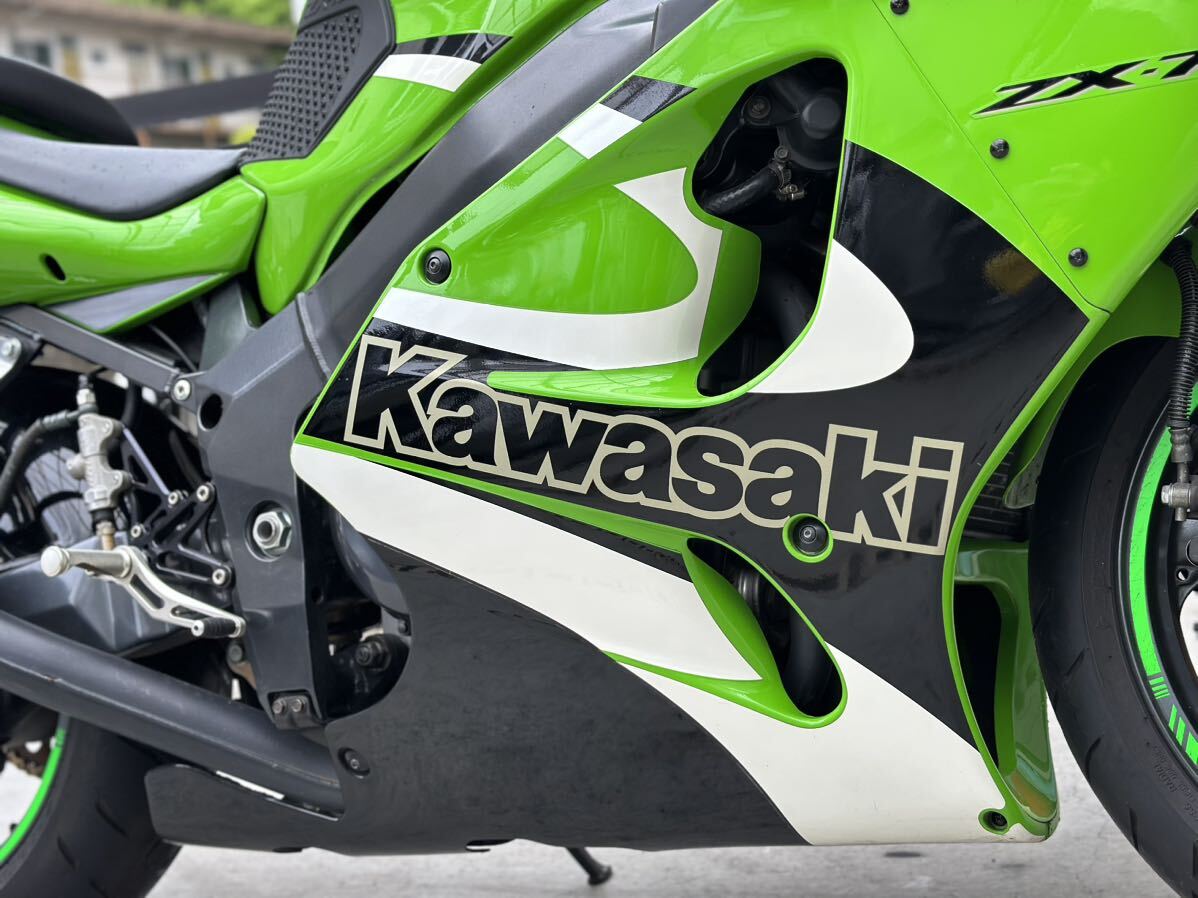 【保証付】ZX-7R！玉数が少ない珍車です！ETC、ドラレコ等付加価値付き！低走行車両＆長い車検付き！YouTubeも必ずご覧下さい☆神戸発☆ _画像5