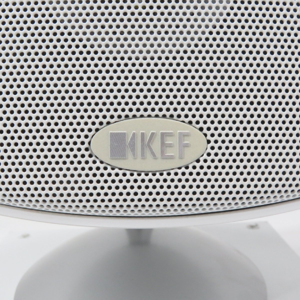 KEF ケフ E301c マイクスピーカー ホワイト 動作未確認 2ウェイバスレフ型 スピーカーシステム 音楽 OA機器 YH12415 中古オーディオ機器_画像5