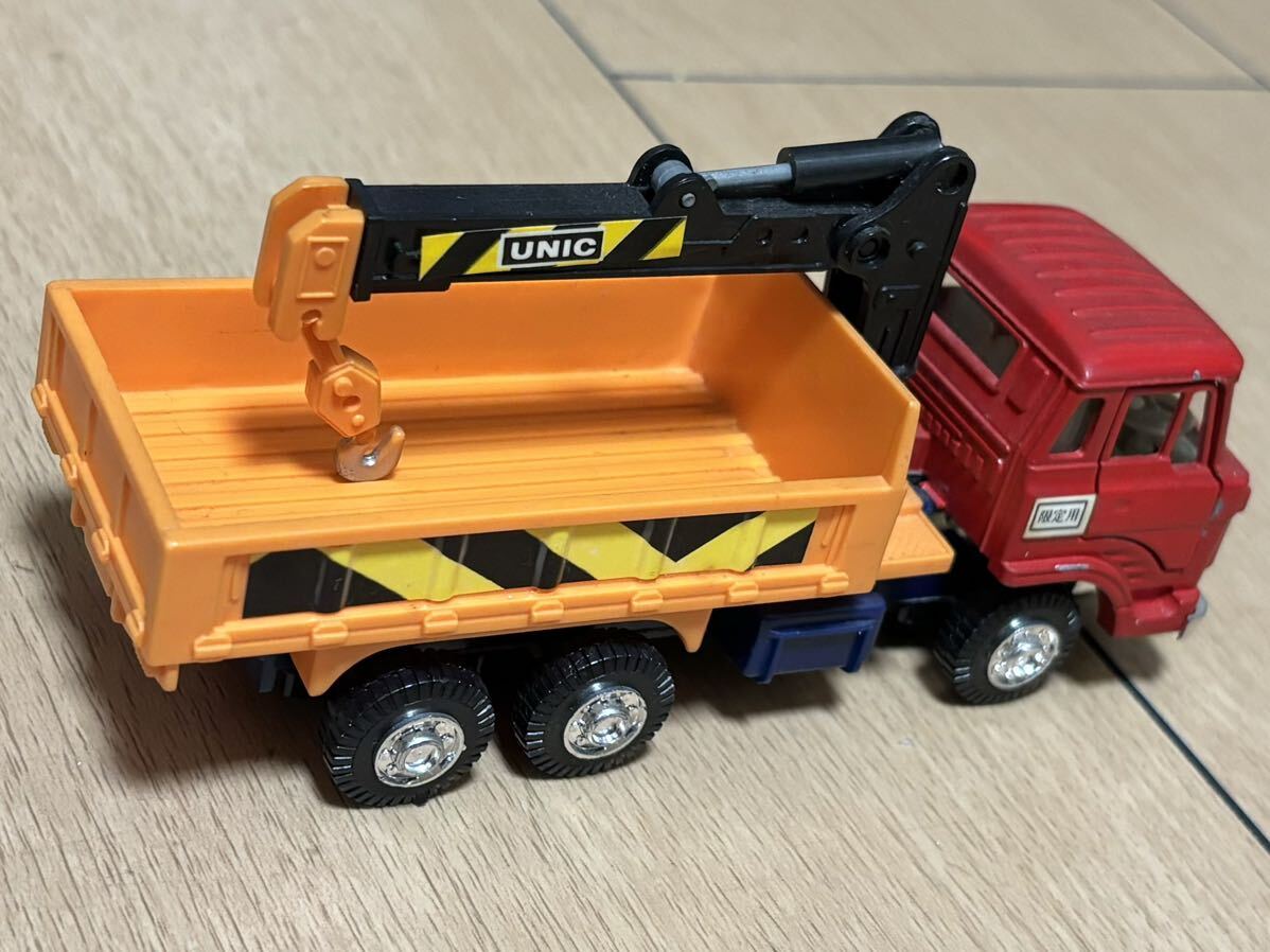  minicar details unknown made in Japan Nissan Diesel rezona crane attaching truck Diapet manner 1/55 scale? a little beautiful goods 