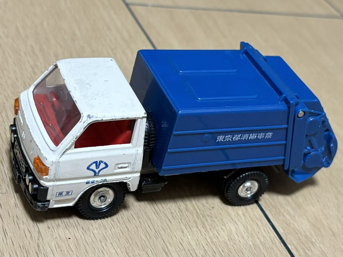 トミカ ダンディ DANDY 日本製 No.20 三菱 キャンター 清掃車 1982年頃 1/43スケール_画像1