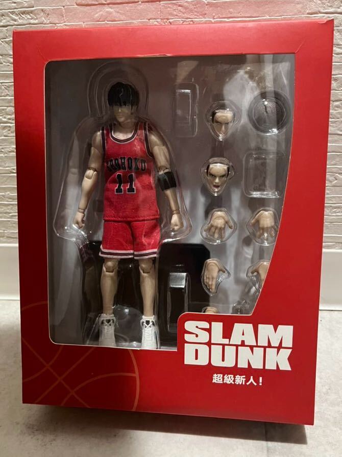即納】スラムダンク 1/10 可動フィギュア 流川楓 湘北高校 赤 即納】スラムダンク 1/10 可動フィギュア 流川楓 湘北高校 赤