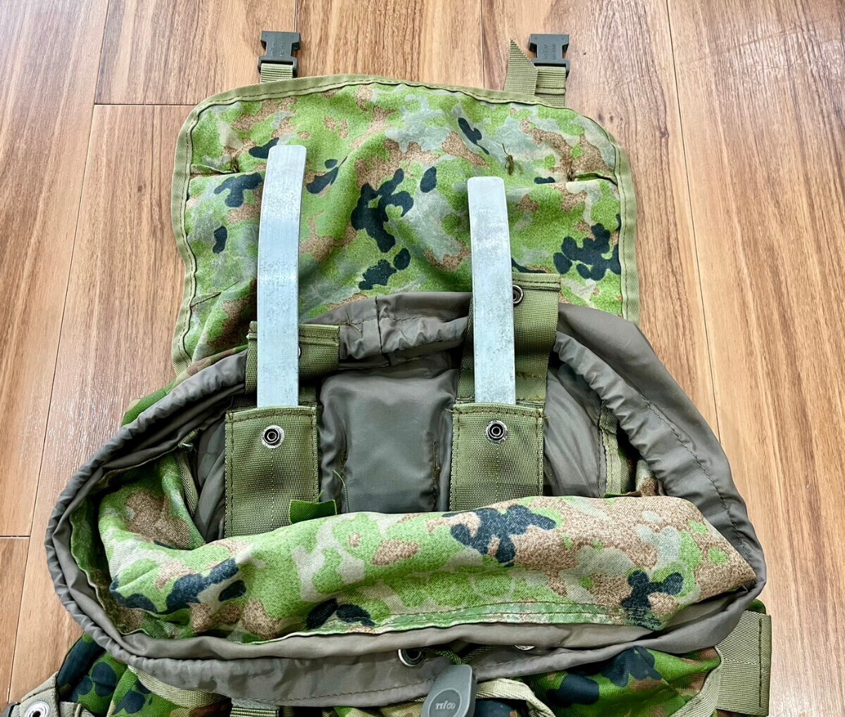  Ground Self-Defense Force war ... . for general 1 type backpack rucksack .. Ground Self-Defense Force war . installation set personal equipment outdoor Japan sea empty land army 