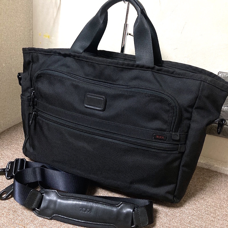 103Y240430V上美品 TUMI トゥミ メンズ トートバッグ ビジネスバッグ ブリーフケース 検 ショルダーバッグ リュック レザー キャリーバッグ_画像1