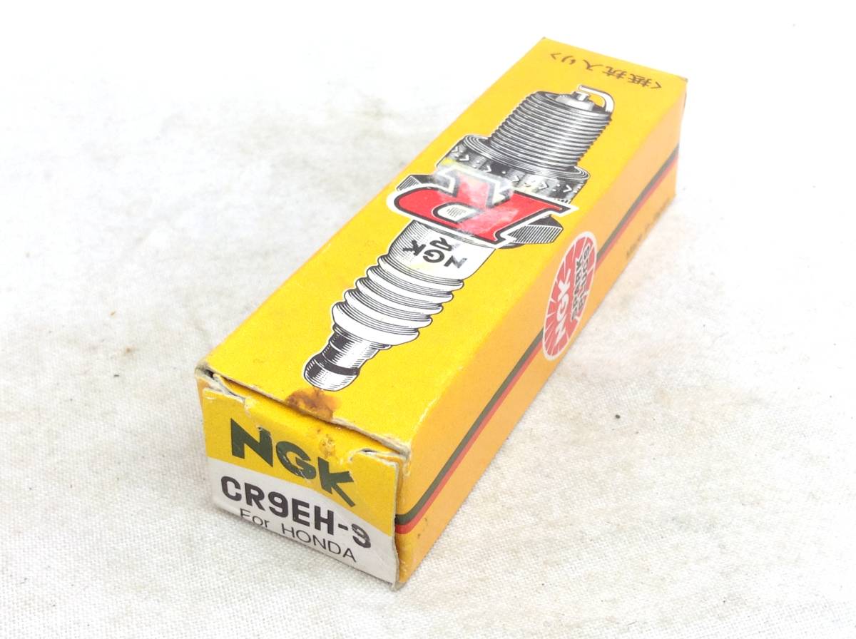 TT-3573　NGK　CR9EH-9　スパークプラグ　未使用　即決品　　　　　_画像3